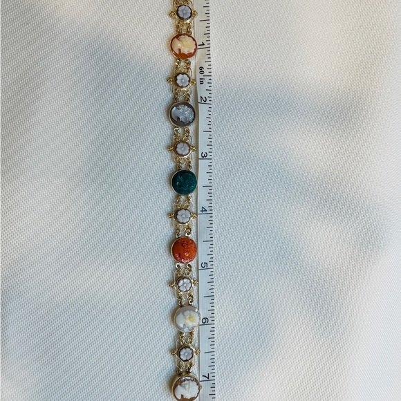 Estate Victorian Revival 14K Gold Carved Shell Cameo Filigree Floral Bracelet - Picture 2 of 11